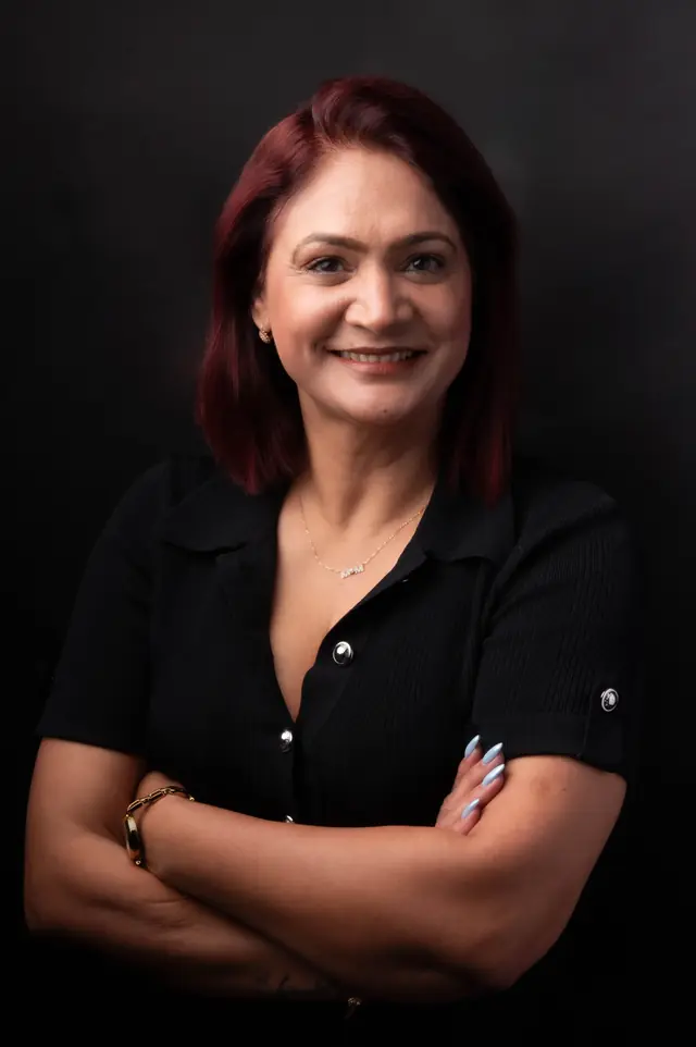 Portrait of Kiran Mann, author of Burnout: A Human Story.